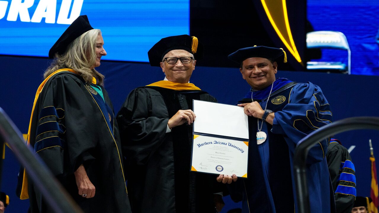 5-loi-khuyen-bill-gates-uoc-minh-duoc-nghe-o-buoi-le-tot-nghiep-239